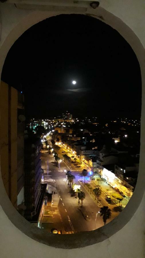 بوانت-آه-بيتر Tour Faidherbe 4 Residence Des Iles المظهر الخارجي الصورة