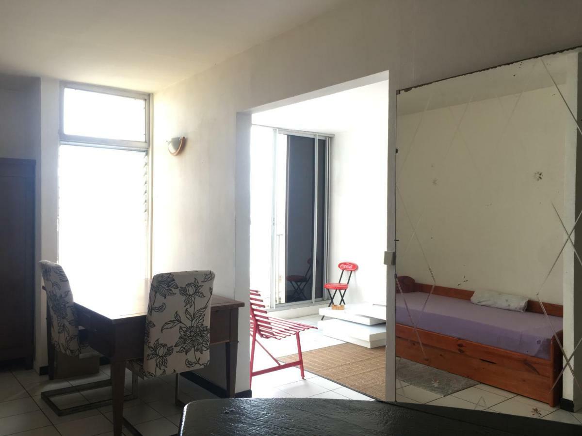 بوانت-آه-بيتر Tour Faidherbe 4 Residence Des Iles المظهر الخارجي الصورة